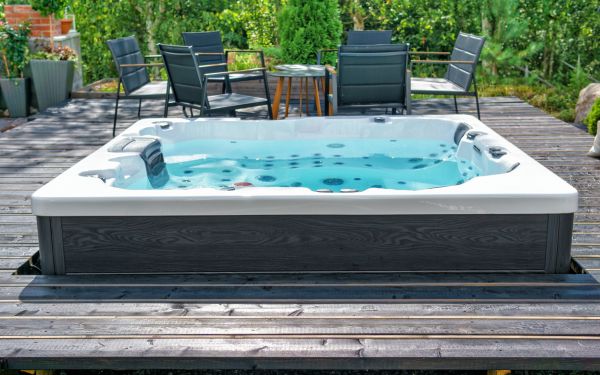 Spa Deck Remodeling in Ballwin